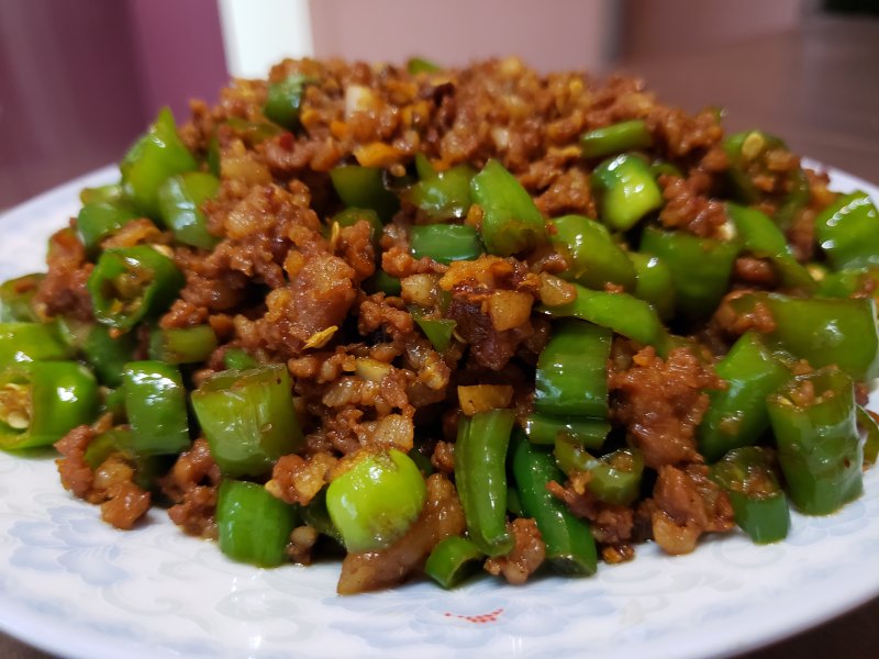 Stir-Fried Pork with Green Peppers