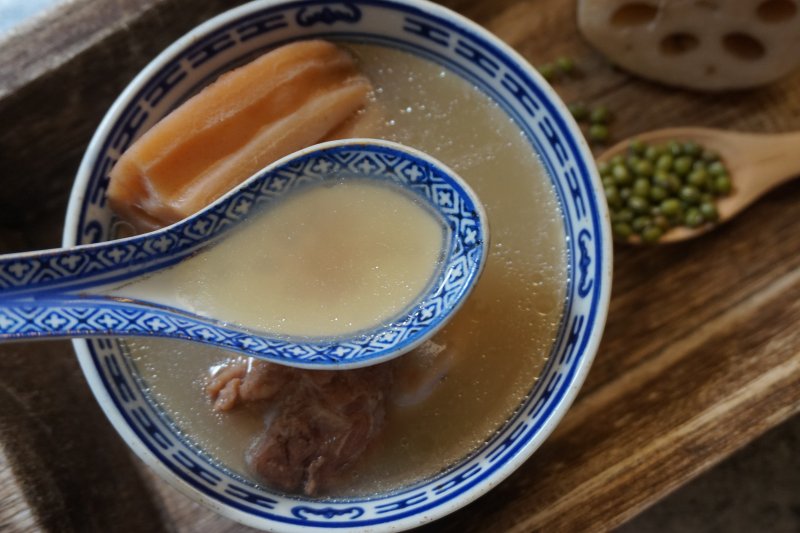 Lotus Root, Mung Bean and Pork Bone Soup