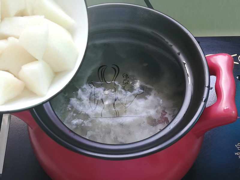 Steps for making Maidong Snow Pear Lean Pork Soup