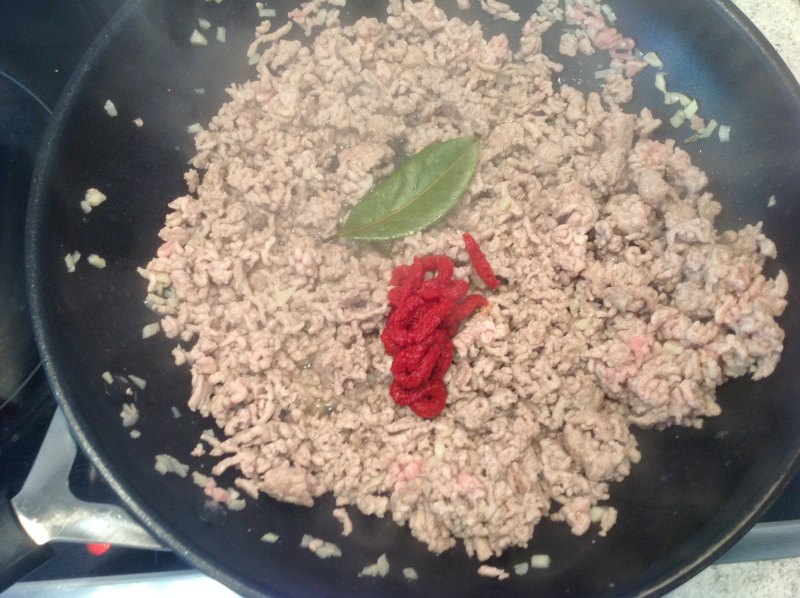 Steps for Making Bolognese Meat Sauce Pasta