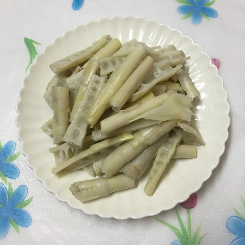 Steps for Stir-fried Pork with Bamboo Shoots