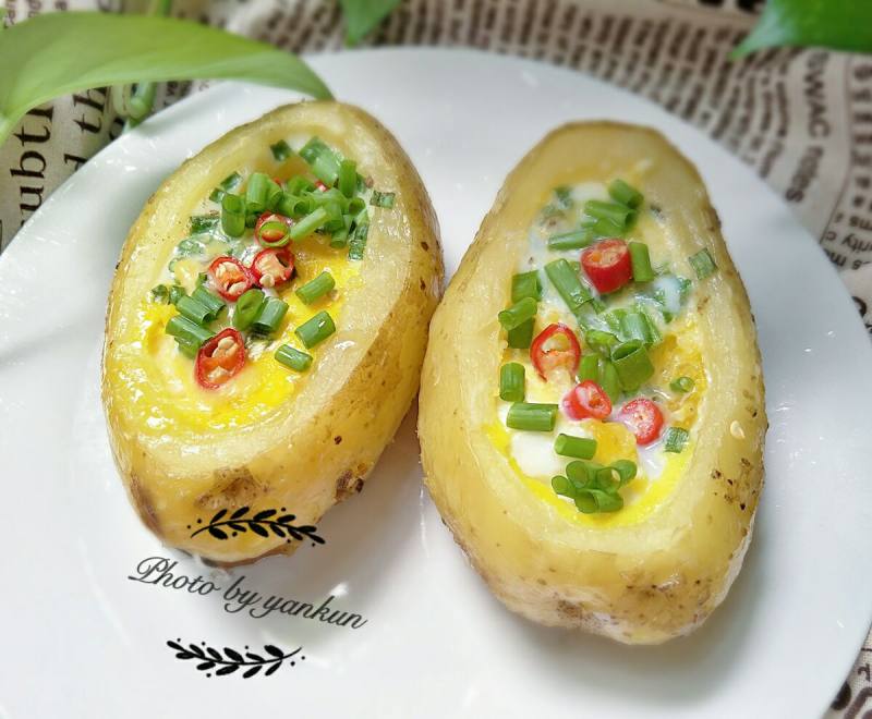 Steps for Making Egg Baked Potato