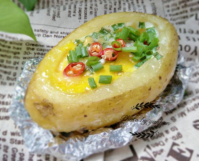 Steps for Making Egg Baked Potato