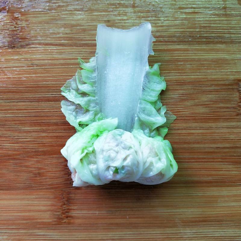 Steps for Making Cabbage Meat Rolls