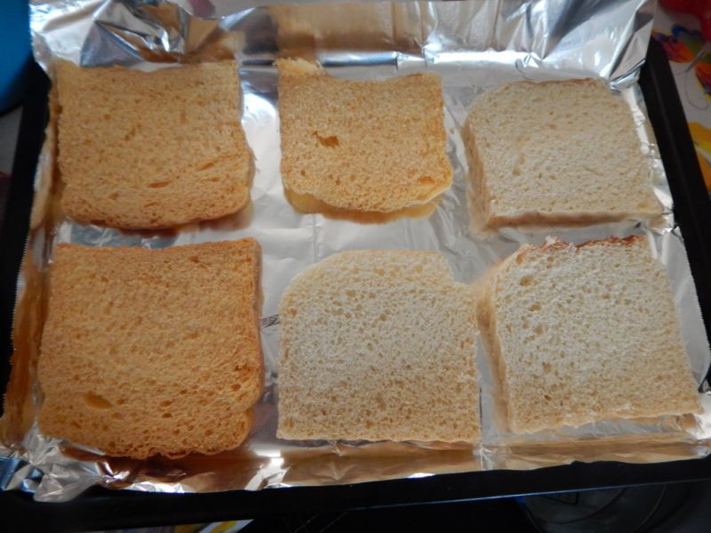 Breakfast - Sausage Cheese Toast Making Steps