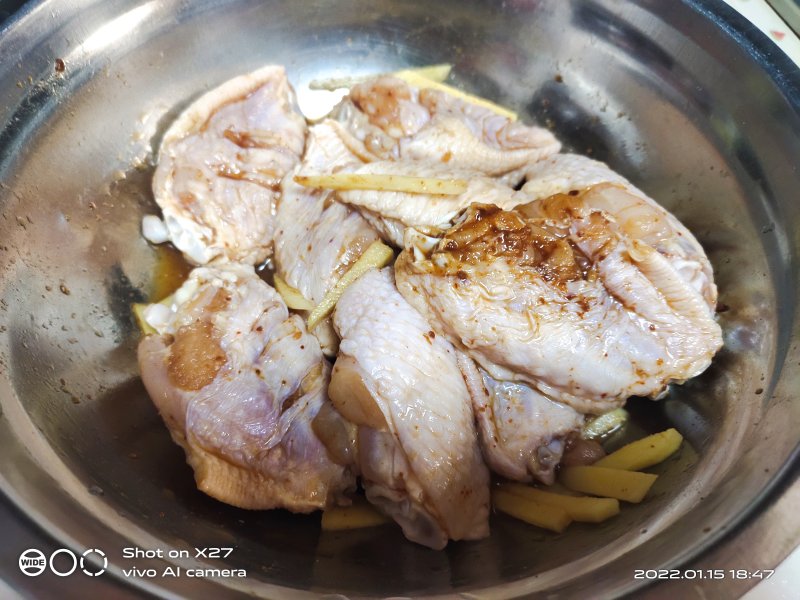 Steps for Making Braised Chicken Wings