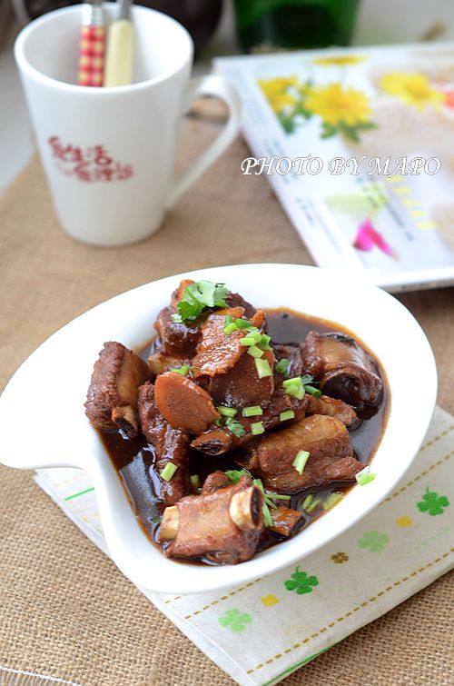 Old Dish with a New Twist - Scallion Braised Pork Ribs