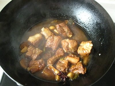 Old Dish with a New Twist - Scallion Braised Pork Ribs Step-by-Step