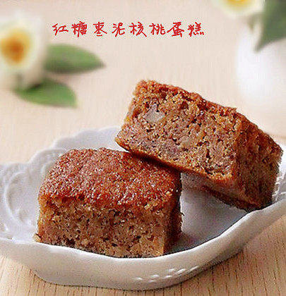 Red Date Walnut Cake with Brown Sugar