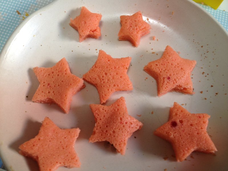 Steps for Making Love-filled --- Star-shaped Cupcakes