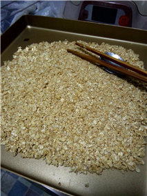 Step-by-Step Instructions for Making Homemade Energy Bars: Crispy Oats