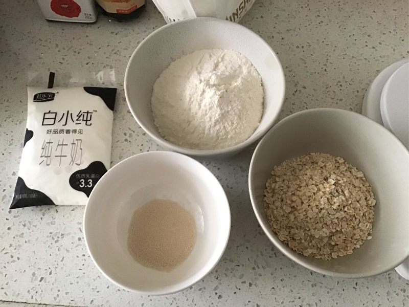 Steps for Making Oatmeal Steamed Buns