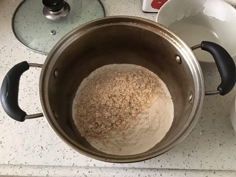 Steps for Making Oatmeal Steamed Buns