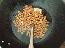 Steps to Make Fried Peanuts