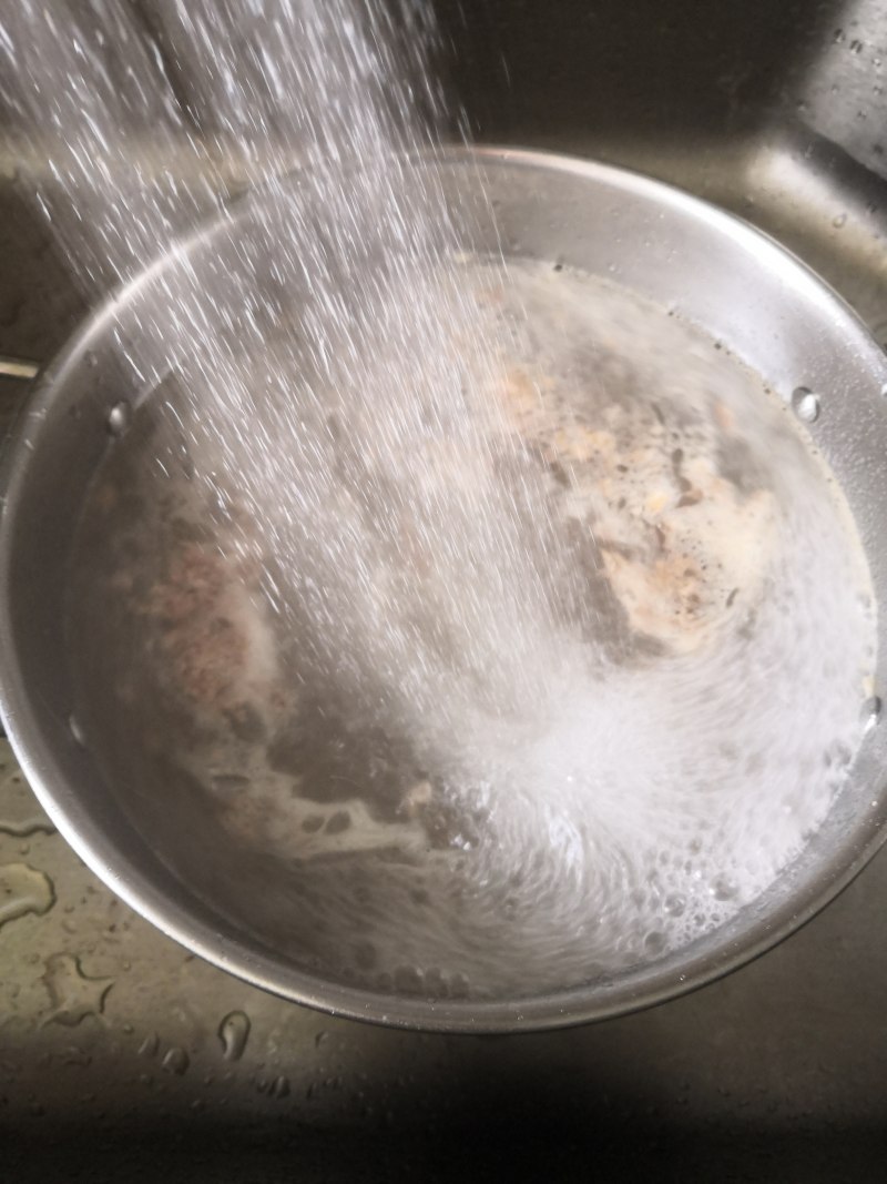 Steps to Cook Mung Bean Bitter Gourd Pork Rib Soup