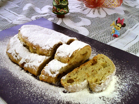 Christmas Bread: Stollen