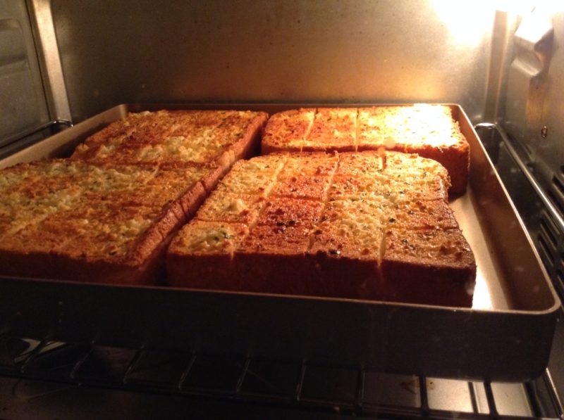 Steps for Making Garlic Bread