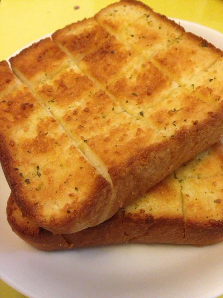 Steps for Making Garlic Bread