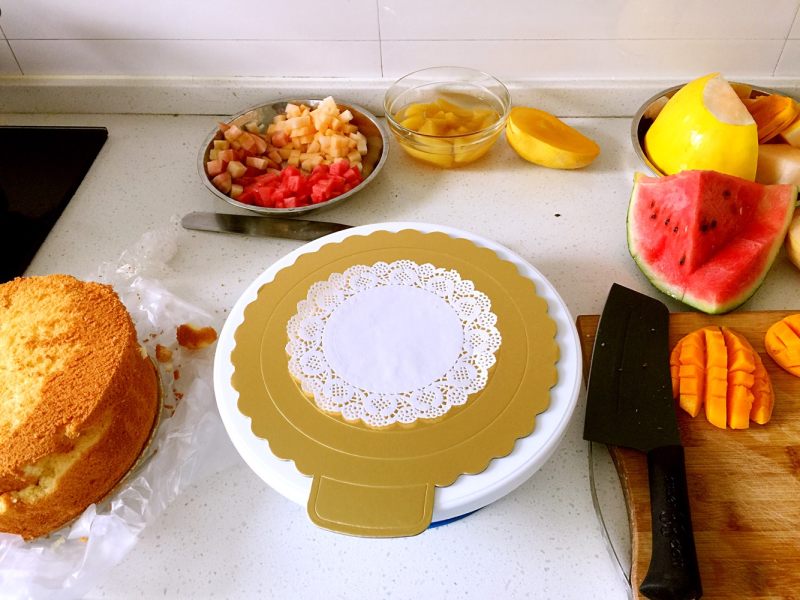 Step-by-Step Instructions for 8-Inch Fruit Cake