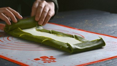 Matcha Towel Roll Cooking Steps