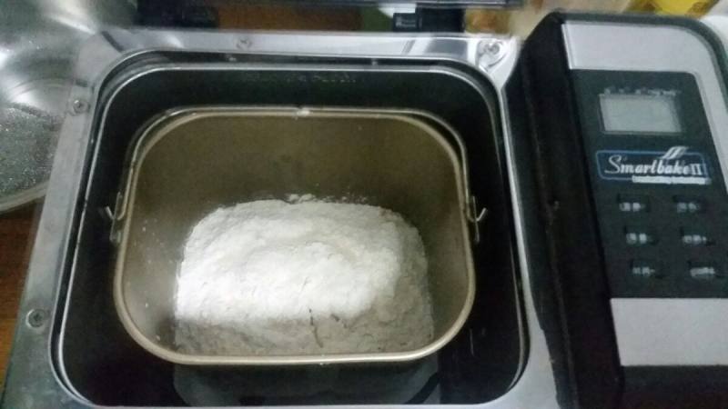 Steps for Making Simple White Bread