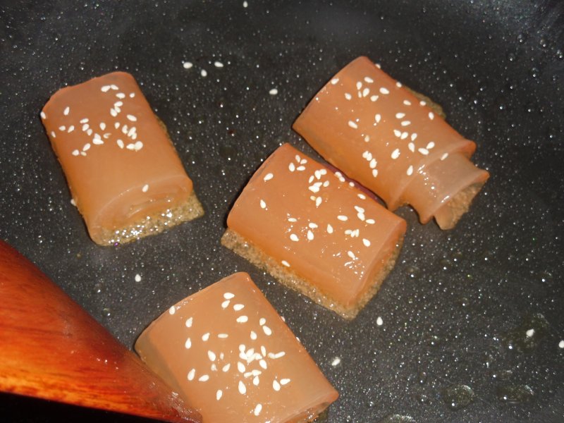 Steps to make Carrot Jelly Cake