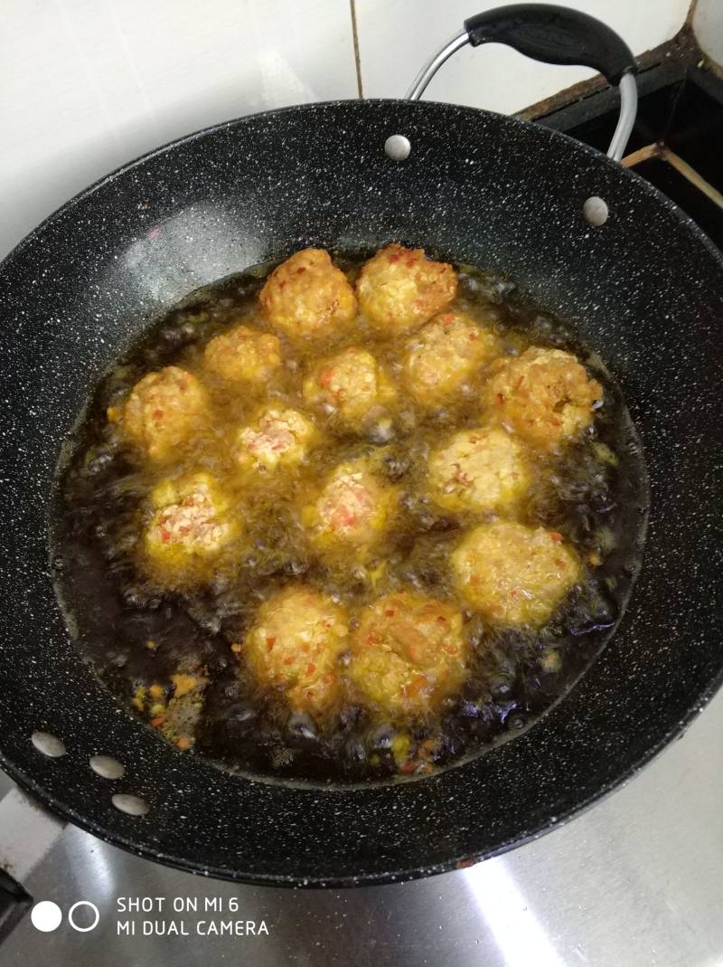 Steps to make Tofu Meatballs