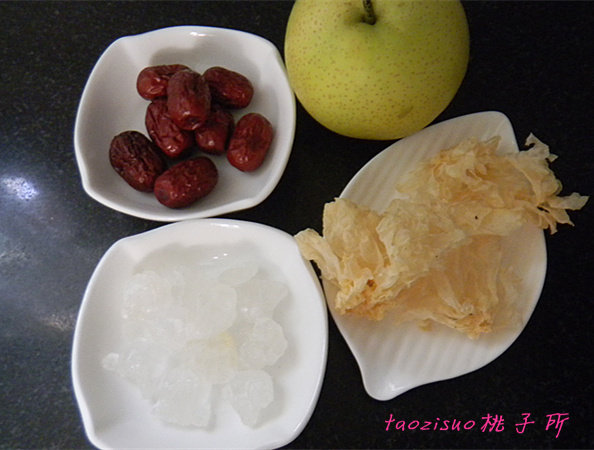 Steps to Make Red Date, Snow Pear, and Tremella Sugar Water