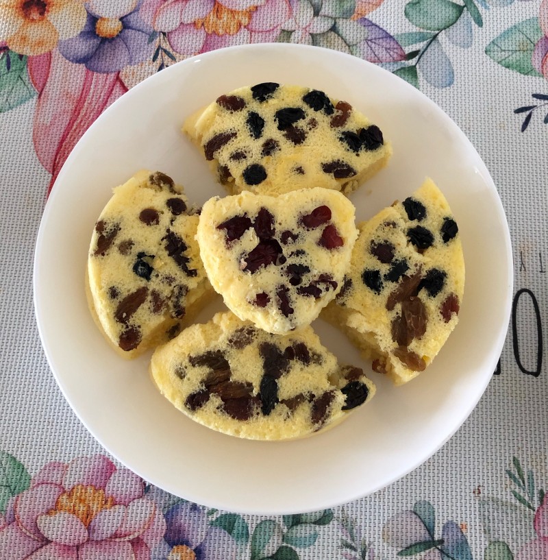 Fruit Steamed Cake