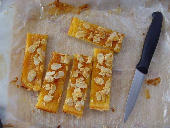 Steps to Make Almond Cheese Cake for Afternoon Tea Time