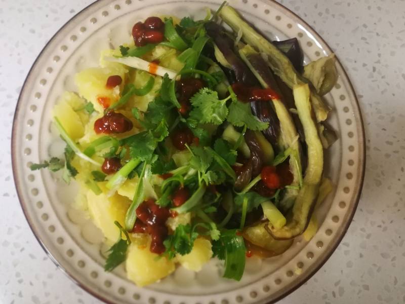 Farmhouse: Eggplant and Potato Salad Cooking Steps