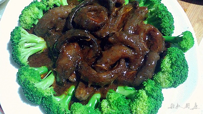 Steps for Making Scallion Oil Sea Cucumber