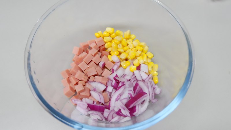 Steps for Making Salad Corn Ham Rye Bread