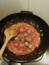 Steps for Making Italian Meatball Rice with Meat Sauce