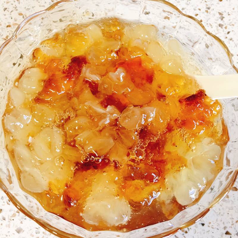 Honey Osmanthus Peach Gum Dessert