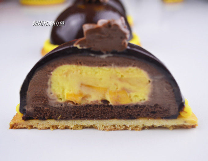 Step-by-Step Chocolate Mango Tart