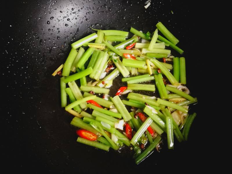 How to Make Tender Shredded Pork - Step by Step