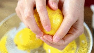 Feeling Sick and Coughing? Try This Chuanbei Lemon Paste - Cooking Steps