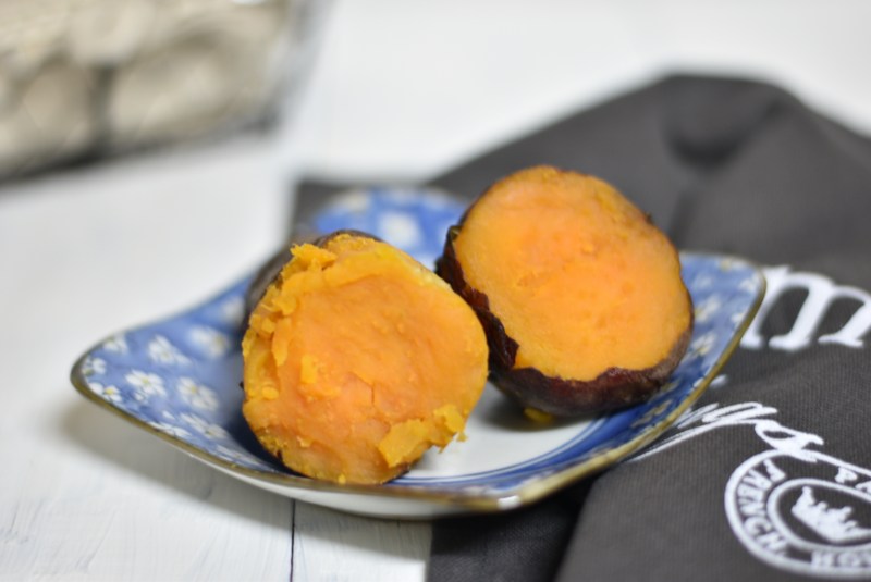 Baked Sweet Potatoes (Kunbo Pot)