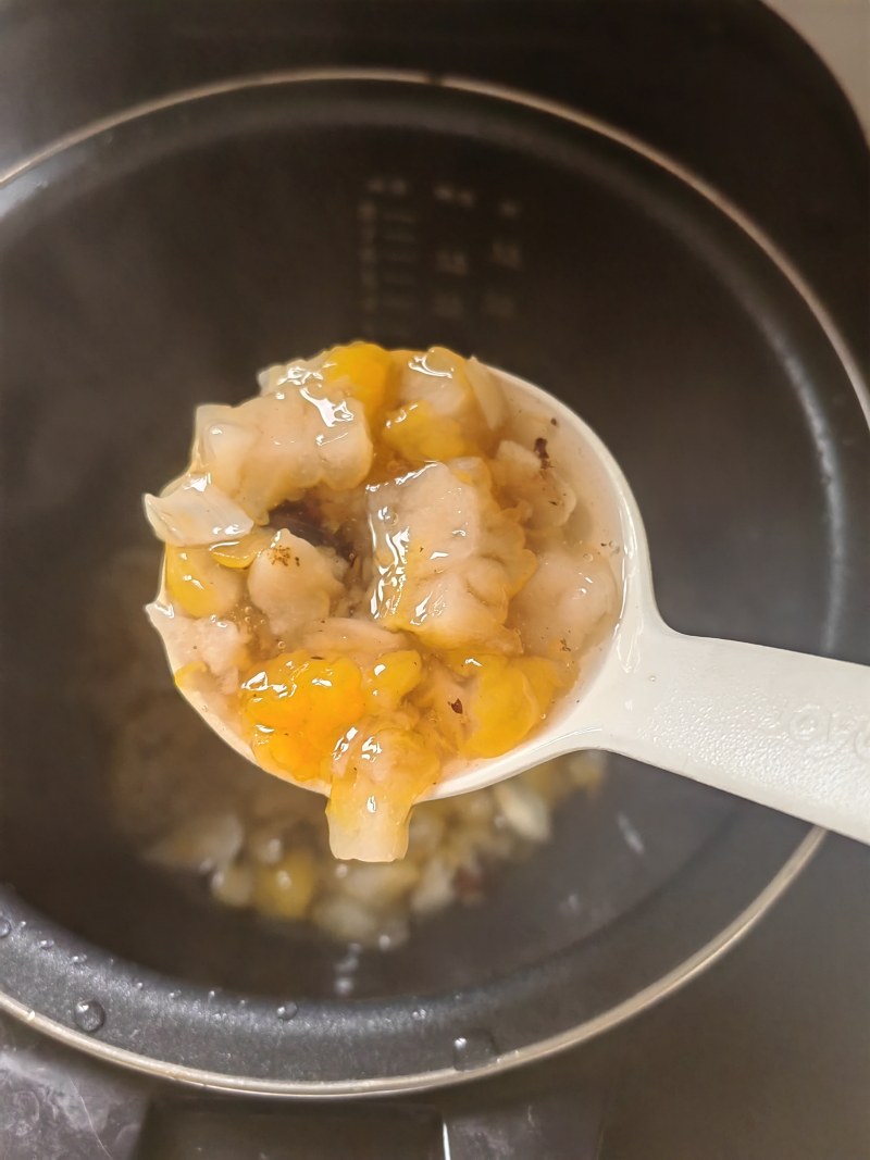 Steps for Cooking Golden Tremella Soup