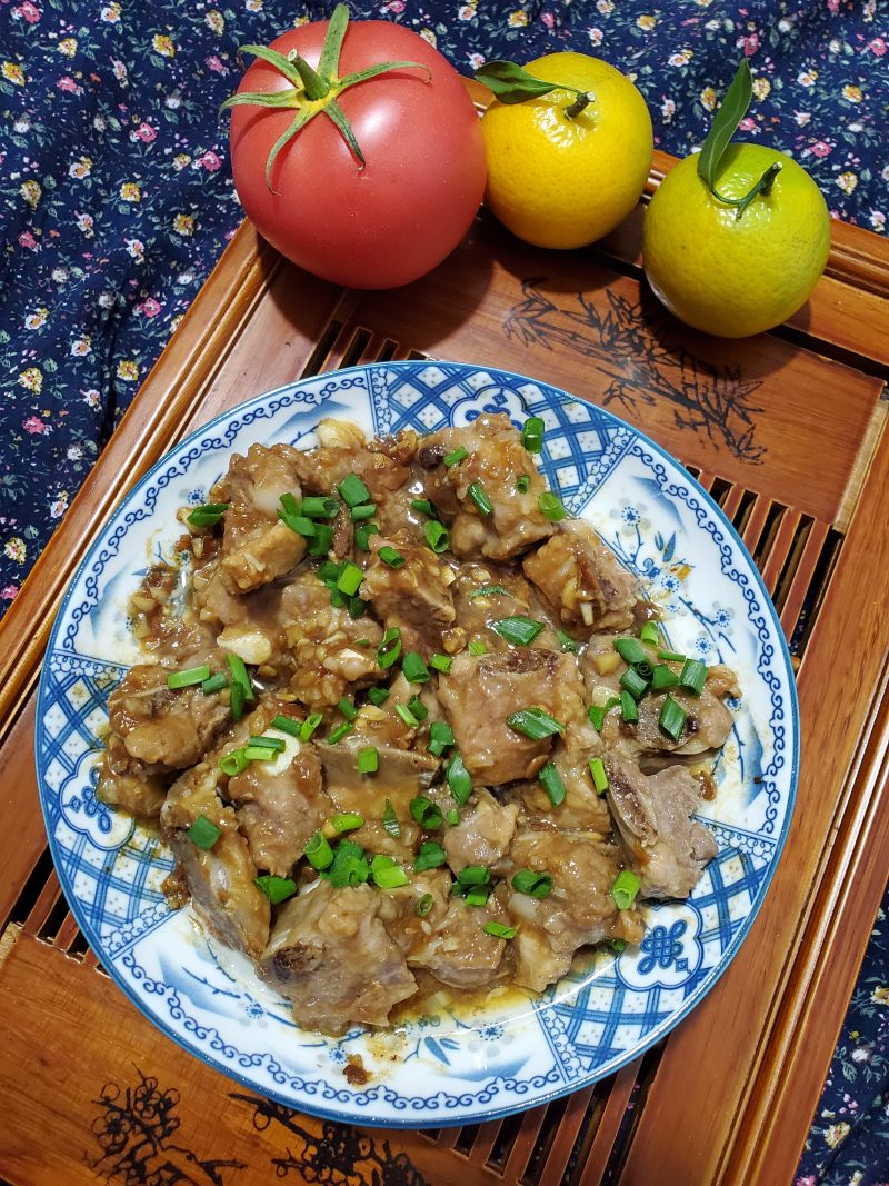 Steamed Pork Ribs with Soybean Sauce