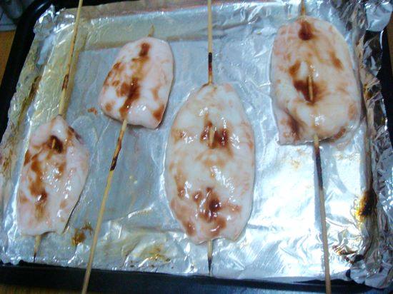 Steps for Making Japanese Style Grilled Squid with Teriyaki Sauce