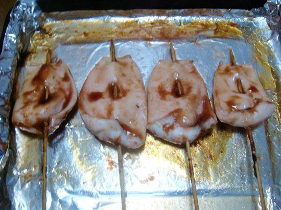 Steps for Making Japanese Style Grilled Squid with Teriyaki Sauce