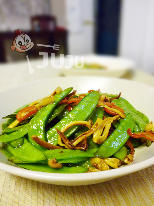 Sautéed Dried Squid with Snow Peas