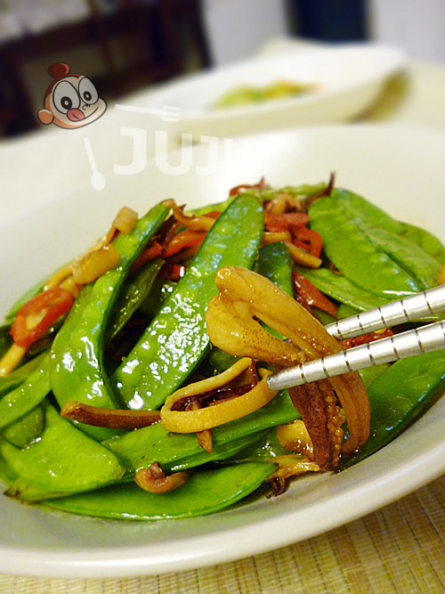 Sautéed Dried Squid with Snow Peas