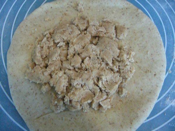 Step-by-Step Instructions for Monkey Mushroom Soda Biscuits