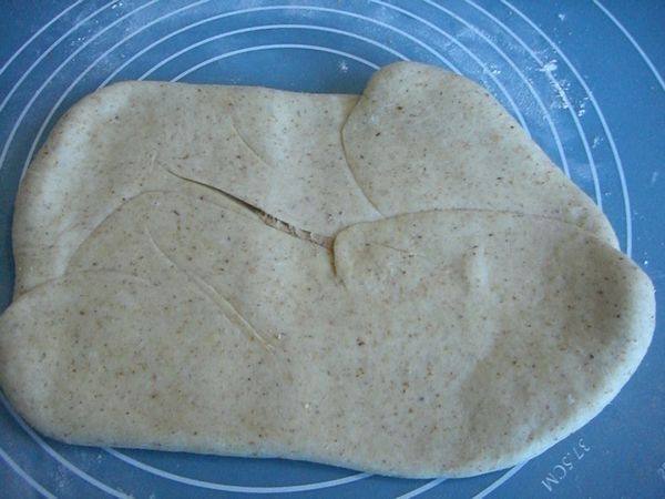 Step-by-Step Instructions for Monkey Mushroom Soda Biscuits