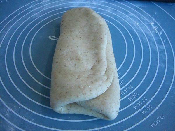 Step-by-Step Instructions for Monkey Mushroom Soda Biscuits