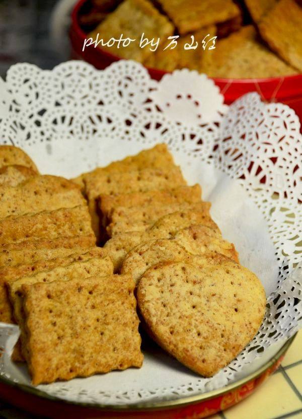 Monkey Mushroom Soda Biscuits