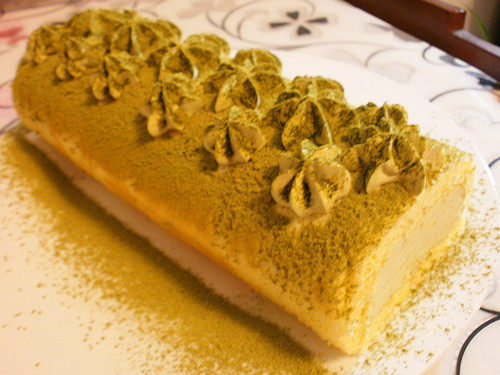 Matcha Cake Roll